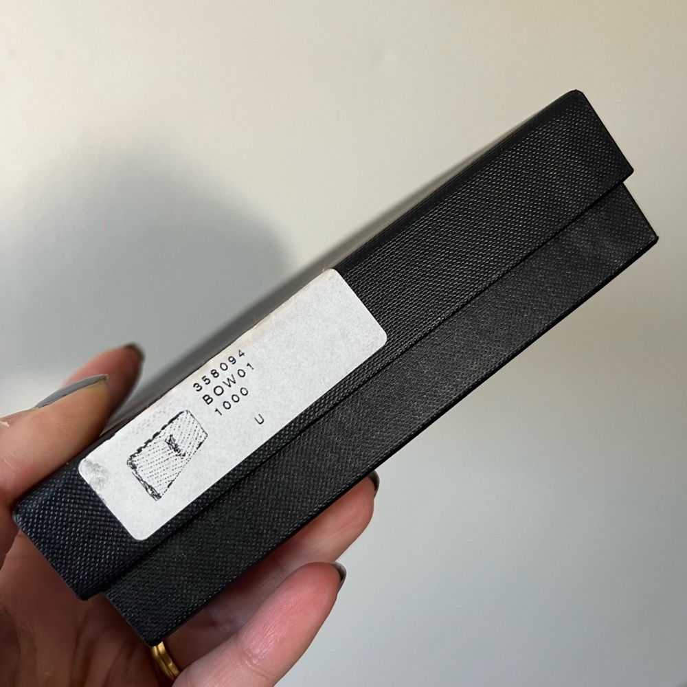 Saint Laurent YSL logo Cassandra Long Zip Wallet Black And Gold - Picture 11 of 12